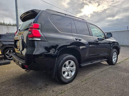 2023 Toyota Land Cruiser - photo 8