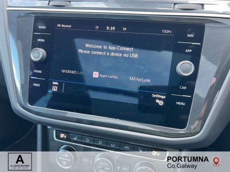 2020 Volkswagen Tiguan - photo 12