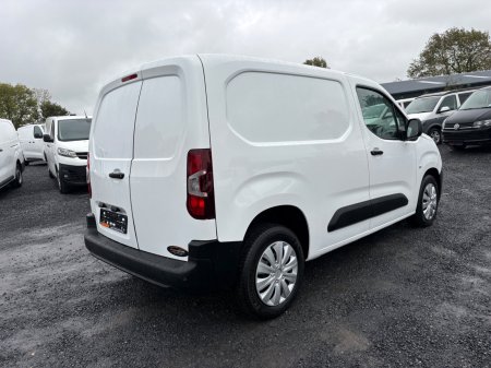 2020 Peugeot Partner - photo 3