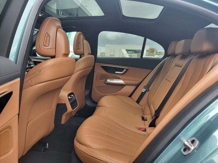 2027 Mercedes-Benz E-Class - photo 8