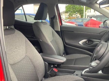 2023 Toyota Yaris - photo 13