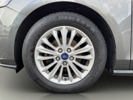 2021 Ford Focus - photo 17