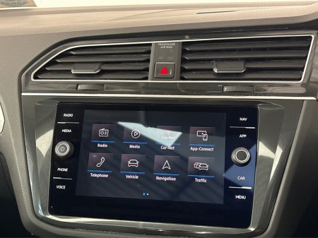 2018 Volkswagen Tiguan - photo 32