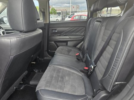 2018 Mitsubishi Outlander - photo 12