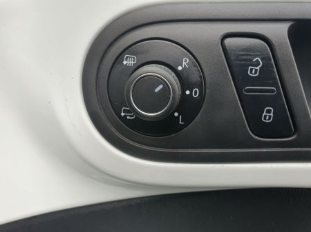2017 Volkswagen Beetle - photo 13