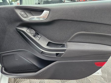 2019 Ford Fiesta - photo 19