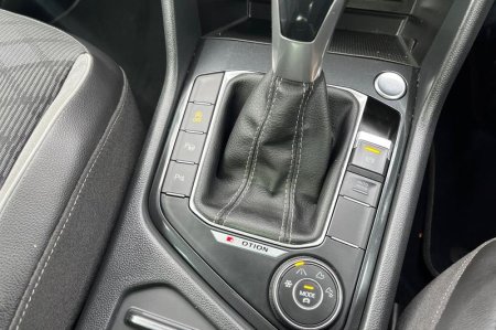 2020 Volkswagen Tiguan - photo 36