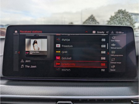 2023 BMW 5-Series - photo 23