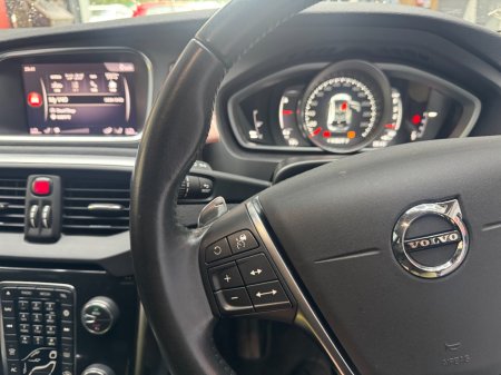 2018 Volvo V40 - photo 11