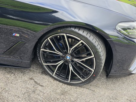 2022 BMW 5-Series - photo 9