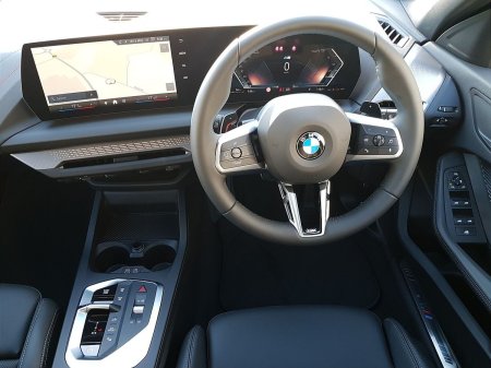 2026 BMW 1-Series - photo 5