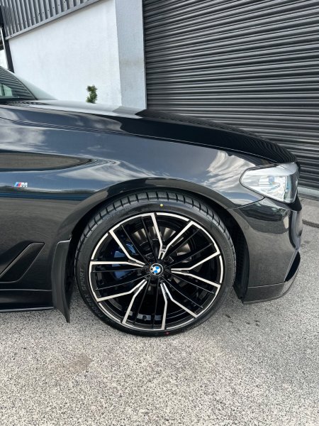 2019 BMW 5-Series - photo 11