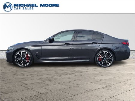 2023 BMW 5-Series - photo 6