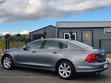2017 Volvo S90 - photo 16