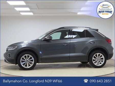 2024 Volkswagen T-Roc - photo 8