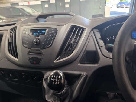 2017 Ford Transit - photo 10