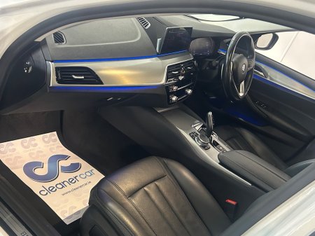 2020 BMW 5-Series - photo 17