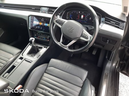 2022 Volkswagen Passat - photo 8