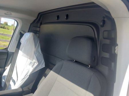2022 Volkswagen Caddy - photo 29