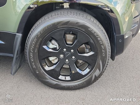 2026 Land Rover Defender - photo 9