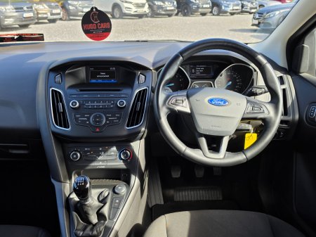 2016 Ford Focus - photo 6