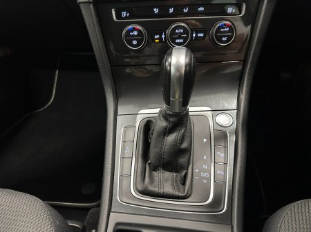 2019 Volkswagen Golf - photo 32