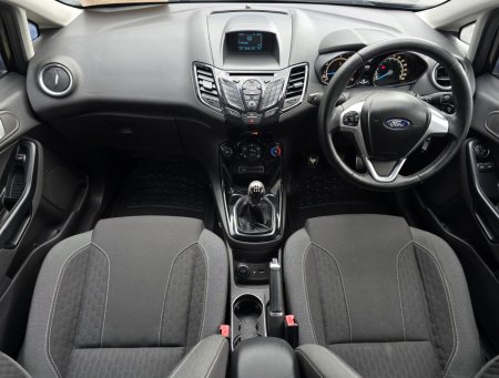 2015 Ford Fiesta - photo 9