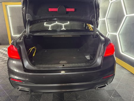 2017 BMW 5-Series - photo 16