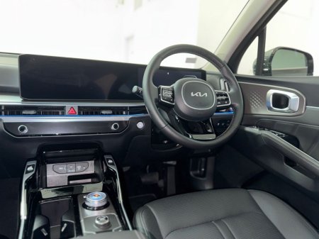 2025 Kia Sorento - photo 8
