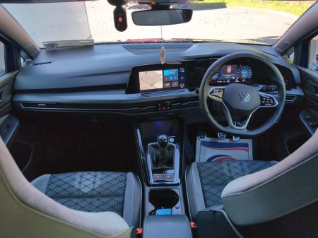 2023 Volkswagen Golf - photo 4
