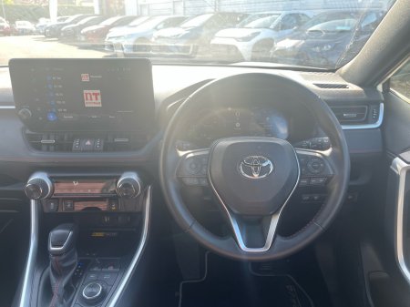 2025 Toyota RAV4 - photo 9