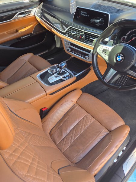 2018 BMW 7-Series - photo 18