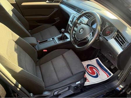 2017 Volkswagen Passat - photo 8