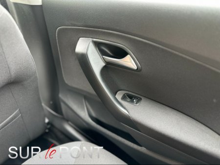 2016 Volkswagen Polo - photo 22