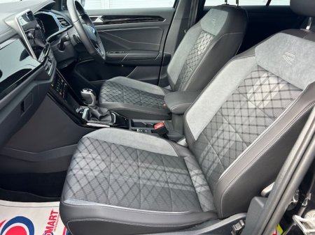2025 Volkswagen T-Roc - photo 18