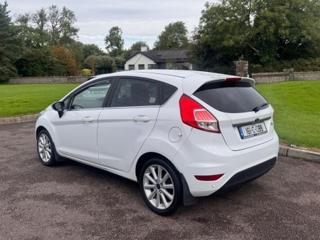 2016 Ford Fiesta - photo 7