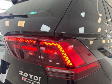 2020 Volkswagen Tiguan - photo 19