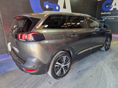 2020 Peugeot 5008 - photo 10