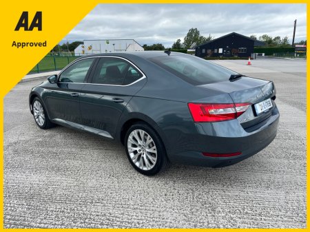 2021 Skoda Superb - photo 4