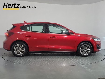 2023 Ford Focus - photo 2