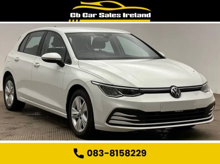 2023 Volkswagen Golf LIFE TSI