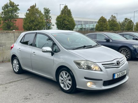 2011 Toyota Auris - photo 4