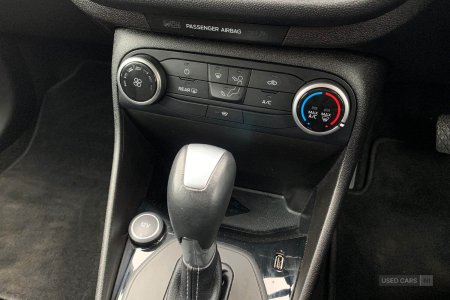 2018 Ford Fiesta - photo 15