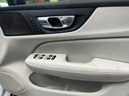 2025 Volvo V60 - photo 14