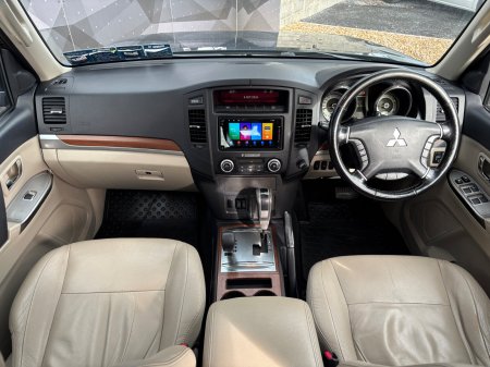 2014 Mitsubishi Pajero - photo 9