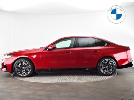 2026 BMW 5-Series - photo 3