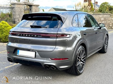 2024 Porsche Cayenne - photo 5