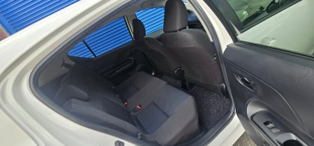 2015 Toyota Aqua - photo 6