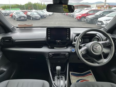 2020 Toyota Yaris - photo 8