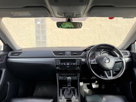 2017 Skoda Superb - photo 11